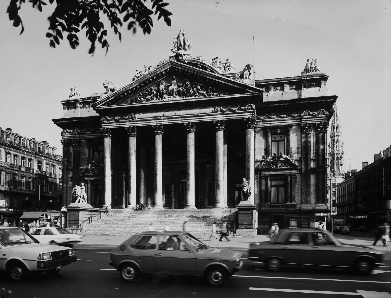Boulevard Anspach 80. Bourse de Commerce et  des Fonds Publics, 1979 © L'inventaire du patrimoine architectural – RBC